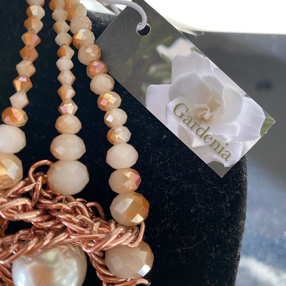 Necklace - Picture 2 of 3